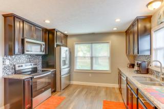 5 Mi to Lake Port Clinton Home with Gazebo and Grill! - 3