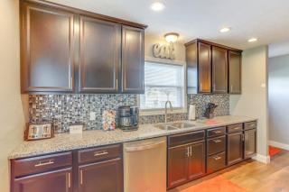 5 Mi to Lake Port Clinton Home with Gazebo and Grill! - 2