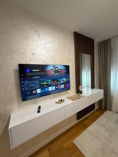 SkyLux Balkan Square - 8