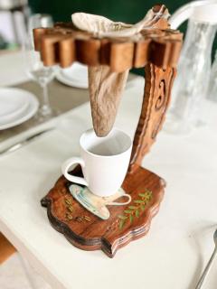 Beachfront Cabin with AC, Starlink, hot water, Nature Paradise - 9