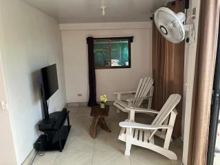 Beachfront Cabin with AC, Starlink, hot water, Nature Paradise - 7