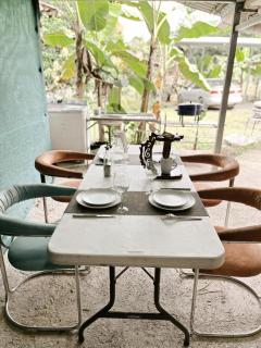 Beachfront Cabin with AC, Starlink, hot water, Nature Paradise - 5