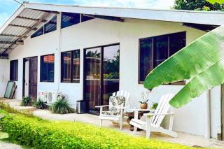 Beachfront Cabin with AC, Starlink, hot water, Nature Paradise - 4