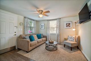 Downtown Bungalow #1 - 4