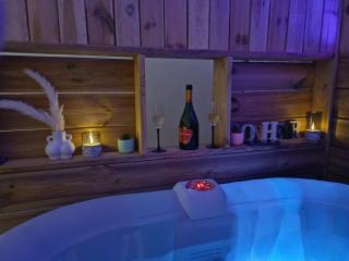 Maison privée billard spa dans village du Luberon - 0