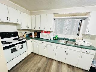 A Quiet and decent 2 Bedroom apartment - 1