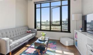 Downtown one bedroom apartment 2 - 5