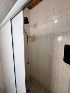 Suíte 3 com Ar-Condicionado, Geladeira, TV, Wi-Fi - 5