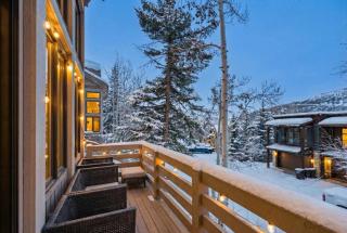 Modern 3 BDR Condo Near Ski Lift and Town with Views - 8