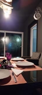 Stunning ocean view with 3 islands in front of you - 4