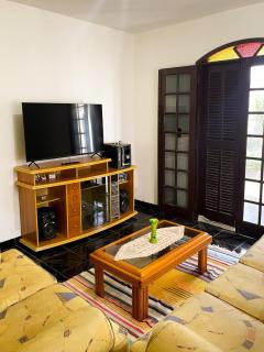 Casa de vó a 15 minutos da Praia do Forte - 0