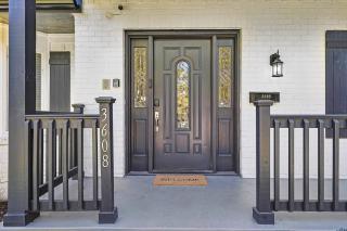 Upscale 6BR Home with Pool Hot Tub & Game Room - 5