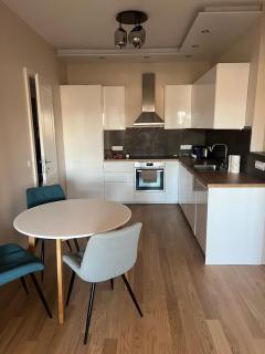 Lux Apartment next to National Palace of Culture - 8