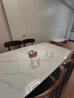 Priscilla Apartment家庭公寓两居室 步行到麦当劳 近超市餐厅 免费停车位 - 4