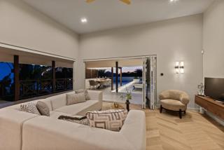 Luxe Family Villa with Pool & Gym in Vista Royal Jan Thiel - 4