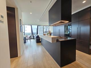 Complete Host Docklands Residences - 7