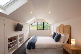 Coronet Peak View, 3BR Home with Hot Tub & Garden - 4