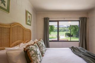 Coronet Peak View, 3BR Home with Hot Tub & Garden - 6