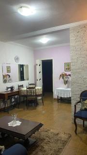 Casa ampla no Centro, ao lado prefeitura e estação - 0