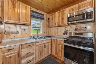 TB3 Thunder Bay Resort Cabin 3 - 7