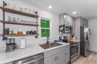 TB-13 Thunder Bay Resort Cabin 13 - Phelps - 9