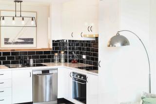 Heart of Mooloolaba - Beach & Wharf - 5