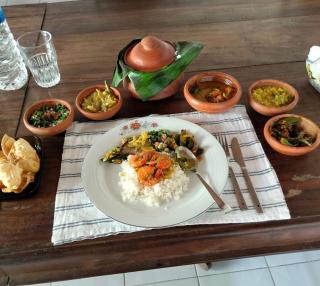 Happy vibes stay - 3