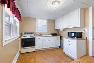 Moonbeam Suite-Private Room in Serenity Manor - 5