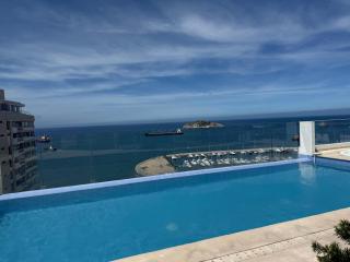 Coastal apartment with pool access and viewpoint - 7