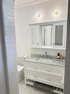 South Yarra Art Deco Luxe on the Botanic Gardens - 6