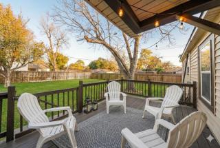 3 bedroom 1 bath WiFi Large back yard with BBQ pit - 9