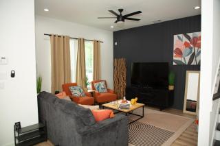 Luxury Furnished Home Near Texas Medical Center, NRG and Downtown Houston - 6