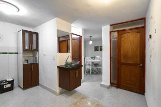 Casa grande cerca al Poblado - 8