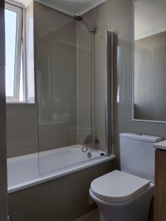 Céntrico y cómodo departamento - 5