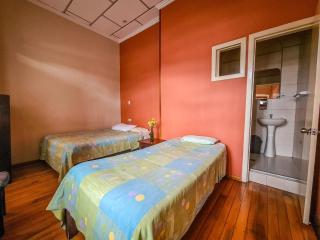 El Cafecito Hostel Cuenca - 4