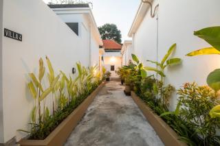 8 Bedrooms Private Pool Villa Seminyak -  - 9