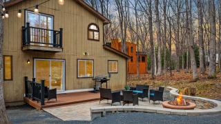 Stylish Renovated Home Open Layout Coffee Bar Near Hiking Waterfalls - 9