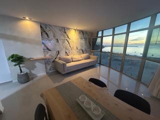 A estrenar frente al mar con Piscina y garage - Premium - 6