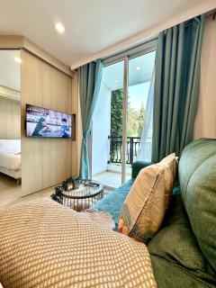 Pattaya City Garden Olympus Pool Access 泳池直达 -  - 5