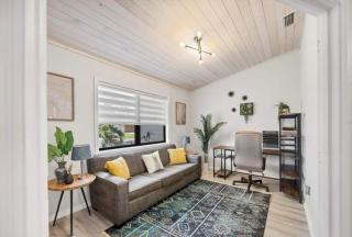 Beach Guesthouse - 1