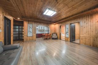 Gapyeong Chorokbit Pet Friendly Valley Pension - 6