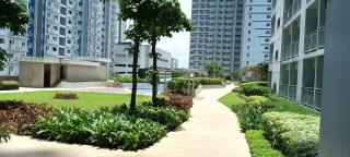 Cozy High-Rise Haven - 1