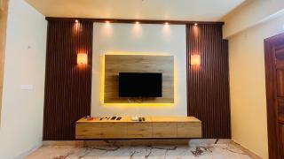 Aadi-Kashi Retreat-2bhk flat near kashi vishwanath temple - 6