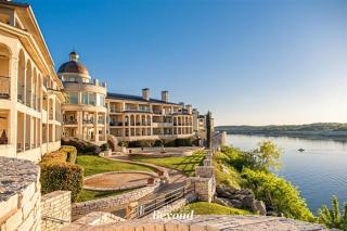 Stylish Island Villa on Lake Travis - 8