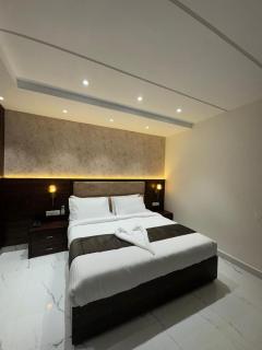 Aero Lounge Hotel - 6