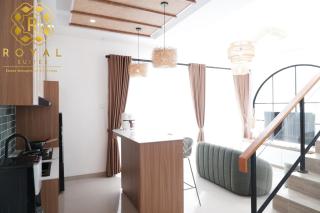 Royal Bali Style Villa 3BR with Private Pool for 7 Pax - Batam Center - 5