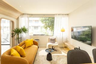 2 Bedrooms 4 guests Private Floor at Sathorn - 6