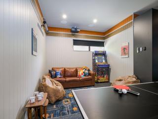 Seventeen on Cheltenham - 9