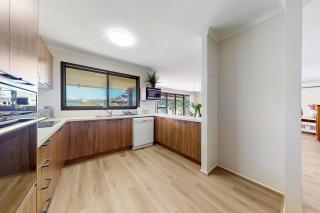 4B Canal-Style Living Newport - 8