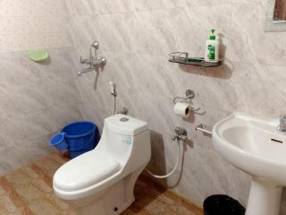 Alexmarie Guest house 5 min to candolim Beach - 7